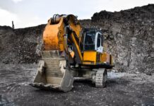 8.000 Kayıp Bitcoini Bulmak İçin Çöplükte Büyük Operasyon Real Physical Mining, Find 8,000 Lost Bitcoins in Landfills-min