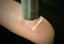 Hidrojel Ultrason yara bandı cilde daha sağlam yapışıyor Hydrogel Ultrasound bandage sticks to the skin better-min