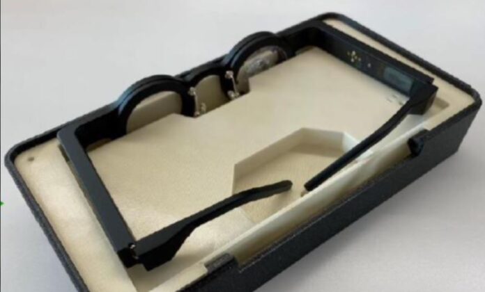 Japanese Company's Smart glasses can treat myopia-min