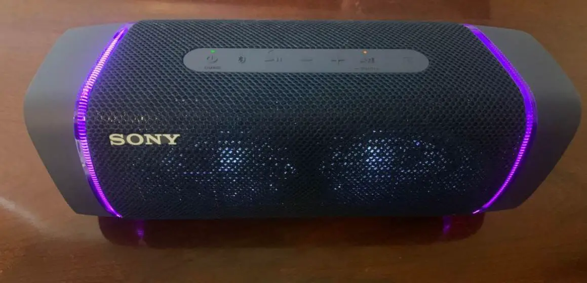 Sony SRS-XB33 wireless speaker review-min