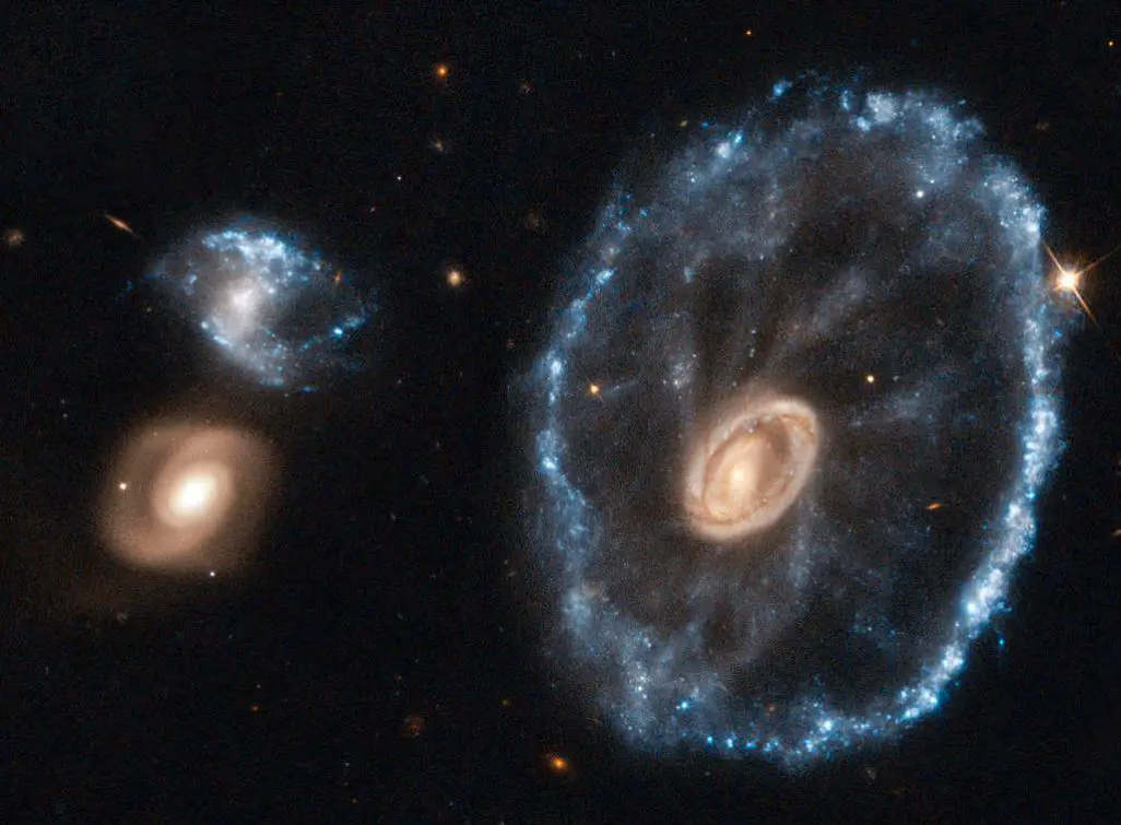 Webb Telescope releases new image of Wheel galaxy Hubble image-min