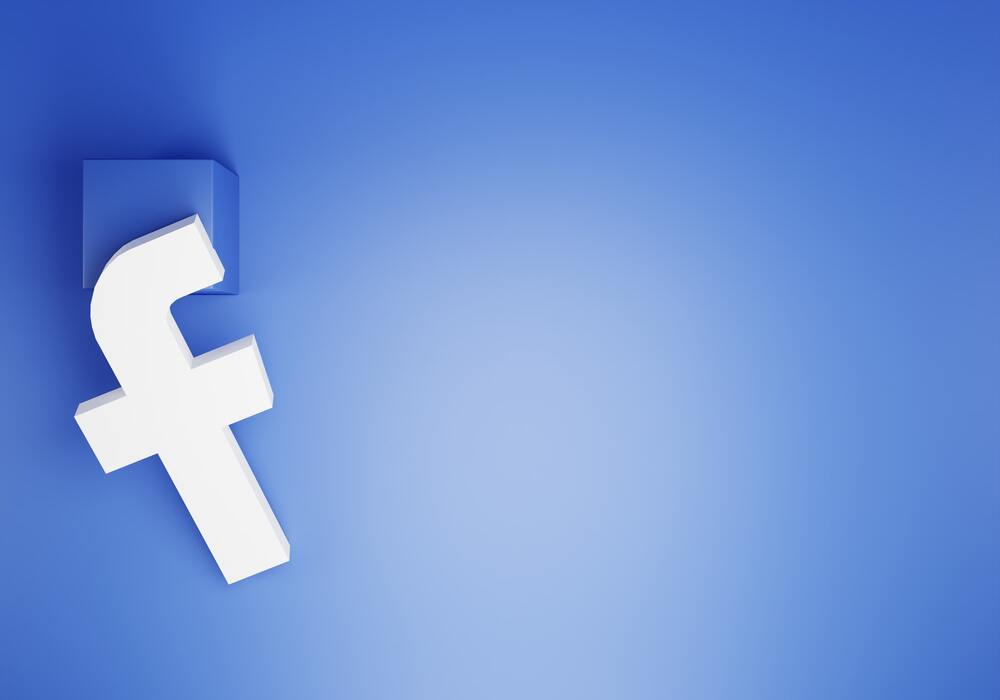 According to A research, Facebook is used by only one-third of American teens Araştırmaya göre, Facebook Amerikalı gençlerin sadece üçte biri tarafından kullanılıyor