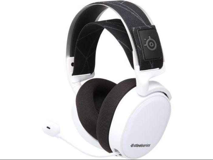 1. SteelSeries Arctis 7 best headset list-min