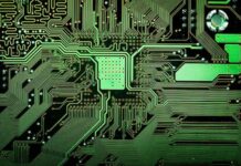 Intel’in ve NVIDIA’nın Moore Yasasına Bakış Açısı Intel's and NVIDIA's Perspective on Moore's Law-min