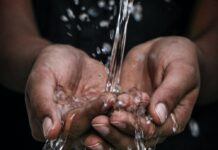 Ürdün Kraliyet Bilim Topluluğu, çöl havasından temiz içme suyu elde etti Ürdün Kraliyet Bilim Topluluğu, çöl havasından temiz içme suyu icat etti