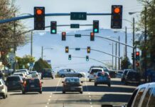 Almanya’da trafik ışıkları Yapay Zeka ile kontrol edilecek Almanya'da yapay zeka, trafiği yönetmek için trafik ışıklarını kontrol edecek