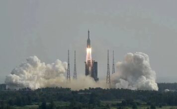 Çin’in roketinin bu hafta sonu Dünya’ya düşmesi bekleniyor China's abandoned rocket is expected to fall back to Earth this weekend-min