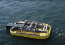 170.000 geri dönüştürülmüş plastik şişeden yapılan tuzdan arındırma cihazı 170.000 PET şişeden yapılan yüzer dalga enerjili deniz suyu tuzdan arındırma ekipmanı görücüye çıktı