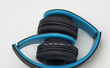 PowerLocus P1 Wireless Headphones: Review & Specs PowerLocus P1 Wireless Headphones Review Specs